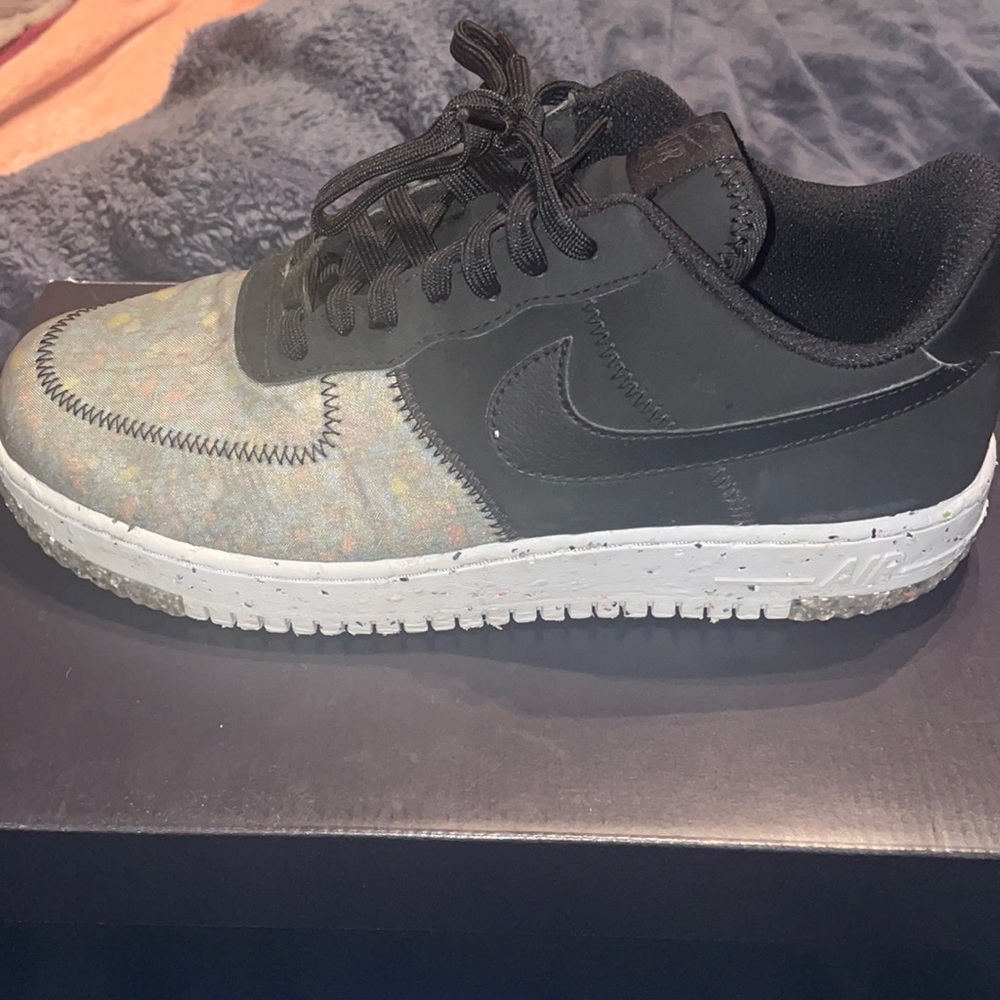 Nike Air Force 1 crater